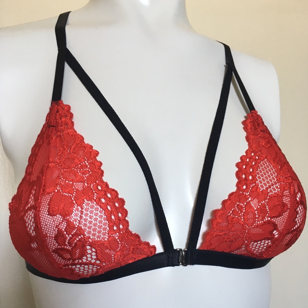 Red Strappy bralette lace front clasp handmade New - Picture 1 of 8